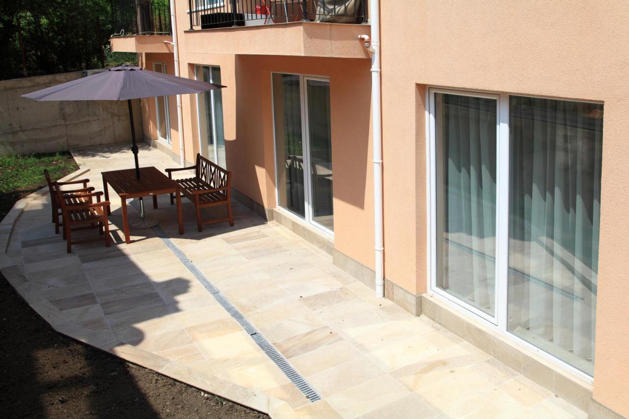 South Coast Apartments Shumen Exterior photo