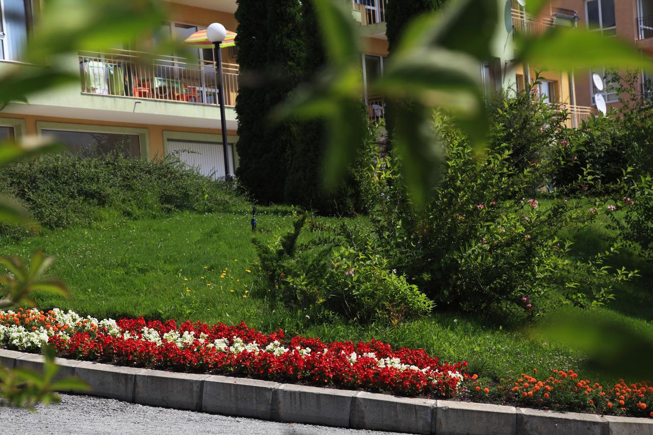 South Coast Apartments Shumen Exterior photo